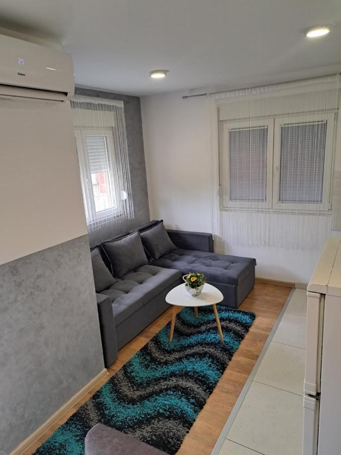 Apartman Sara 2 Belgrade Exterior photo