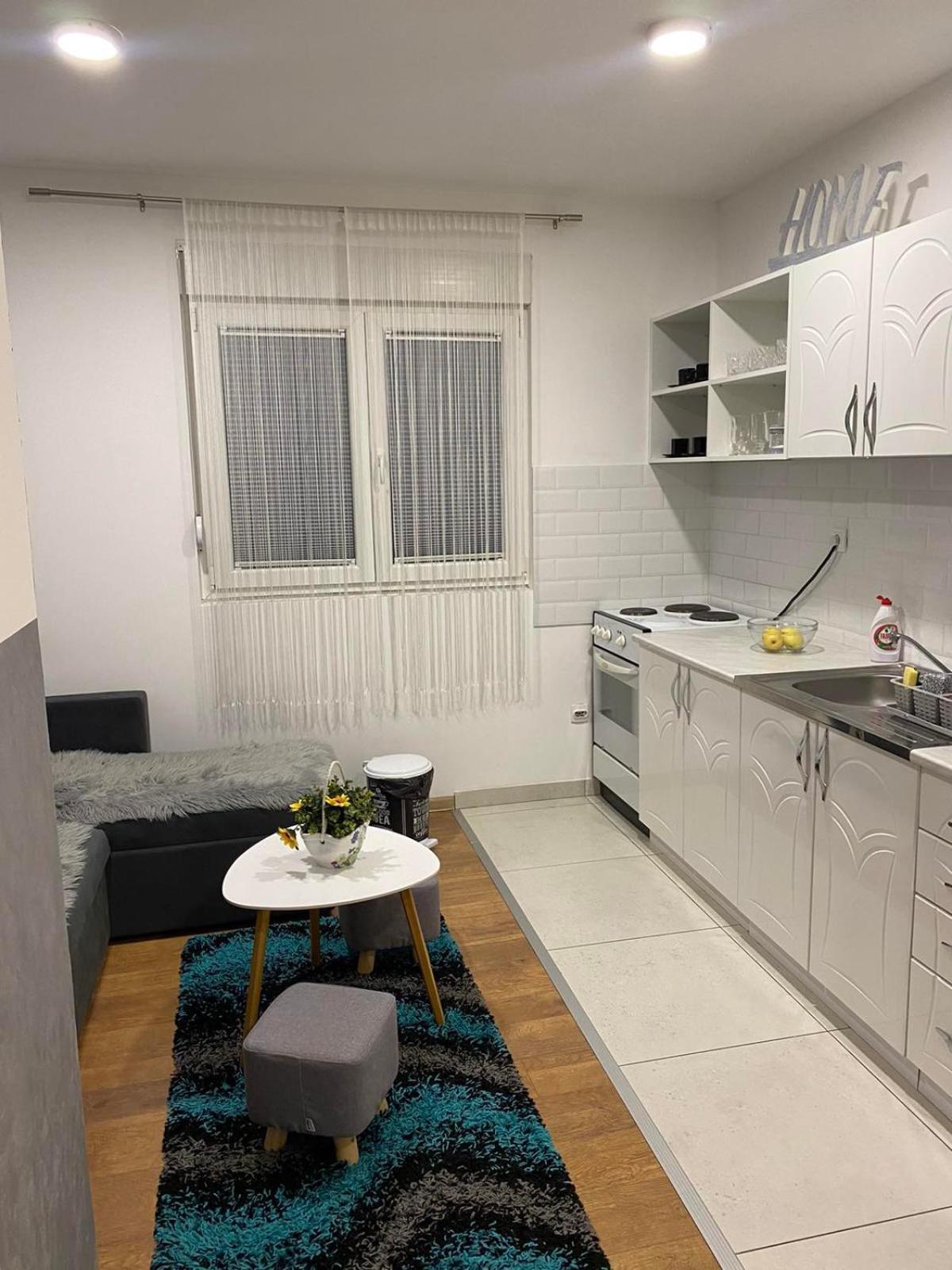 Apartman Sara 2 Belgrade Exterior photo